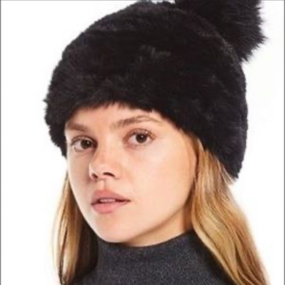 Steve Madden Faux Fur Pom Pom Beanie & Fingerless Gloves Mittens